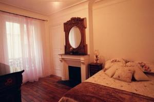 Chartreux - 2 Bedroom Apartment Paris Luaran gambar